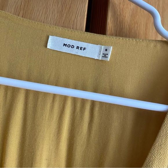 Urban outfitters Gabriella yellow linen wrap midi dress - Picture 11 of 12